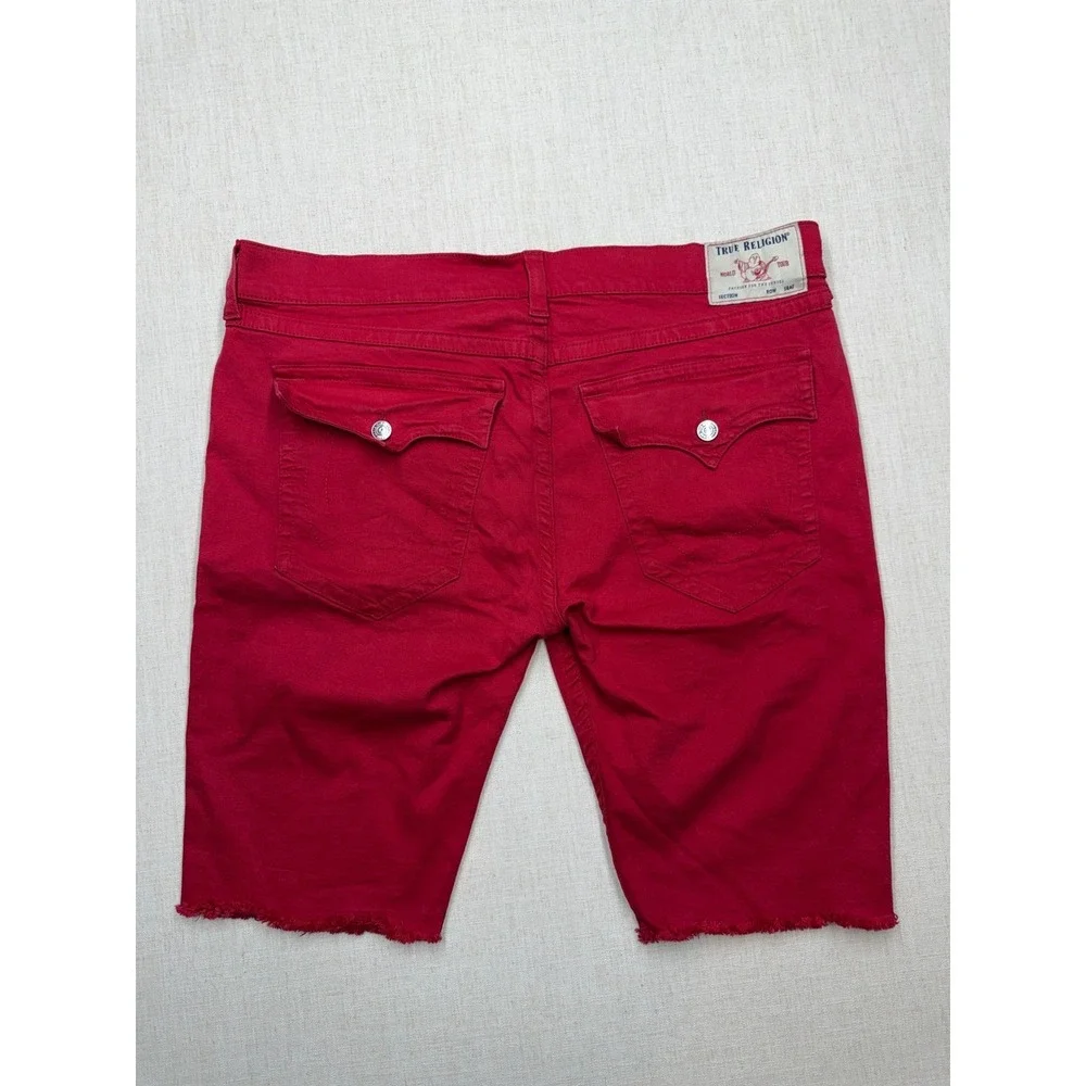 True Religion Ricky Flap Red Relaxed Straight Denim Shorts Mens 42 Raw Hem
